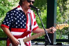 1048339_594501953916071_539880038_o