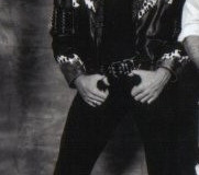 253822_216656095033994_5365455_ned